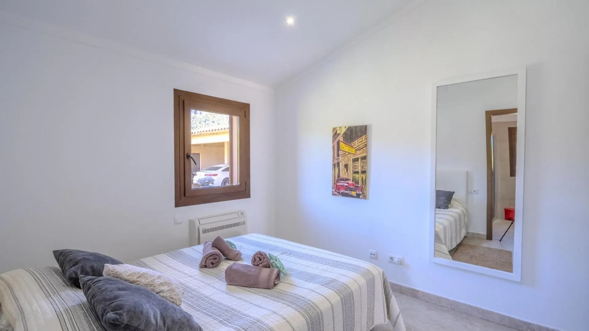 Sa Xabola By Bebreeze Villa Selva  Spain